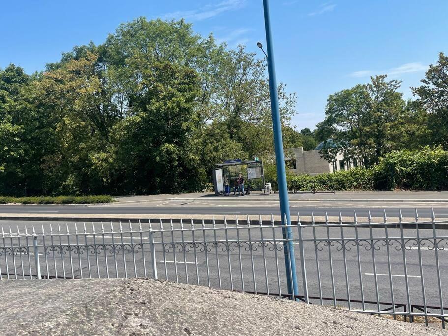 F3 Entier J - Proche Roissy-Villepinte-Paris Villiers-le-Bel Exterior photo